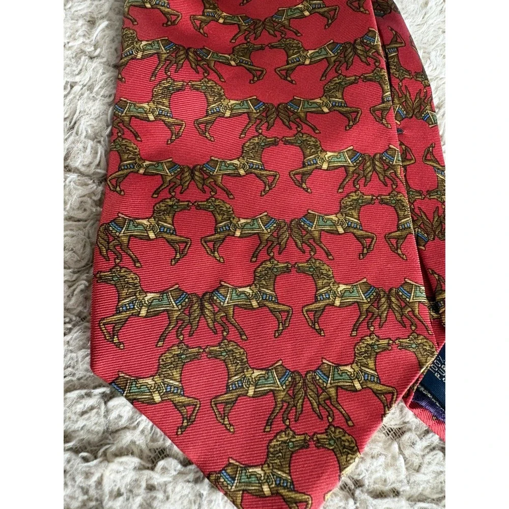 Vtg Huntington Art Deco Regal Horse Equestrian Red Silk Tie USA 90s 3.7x60